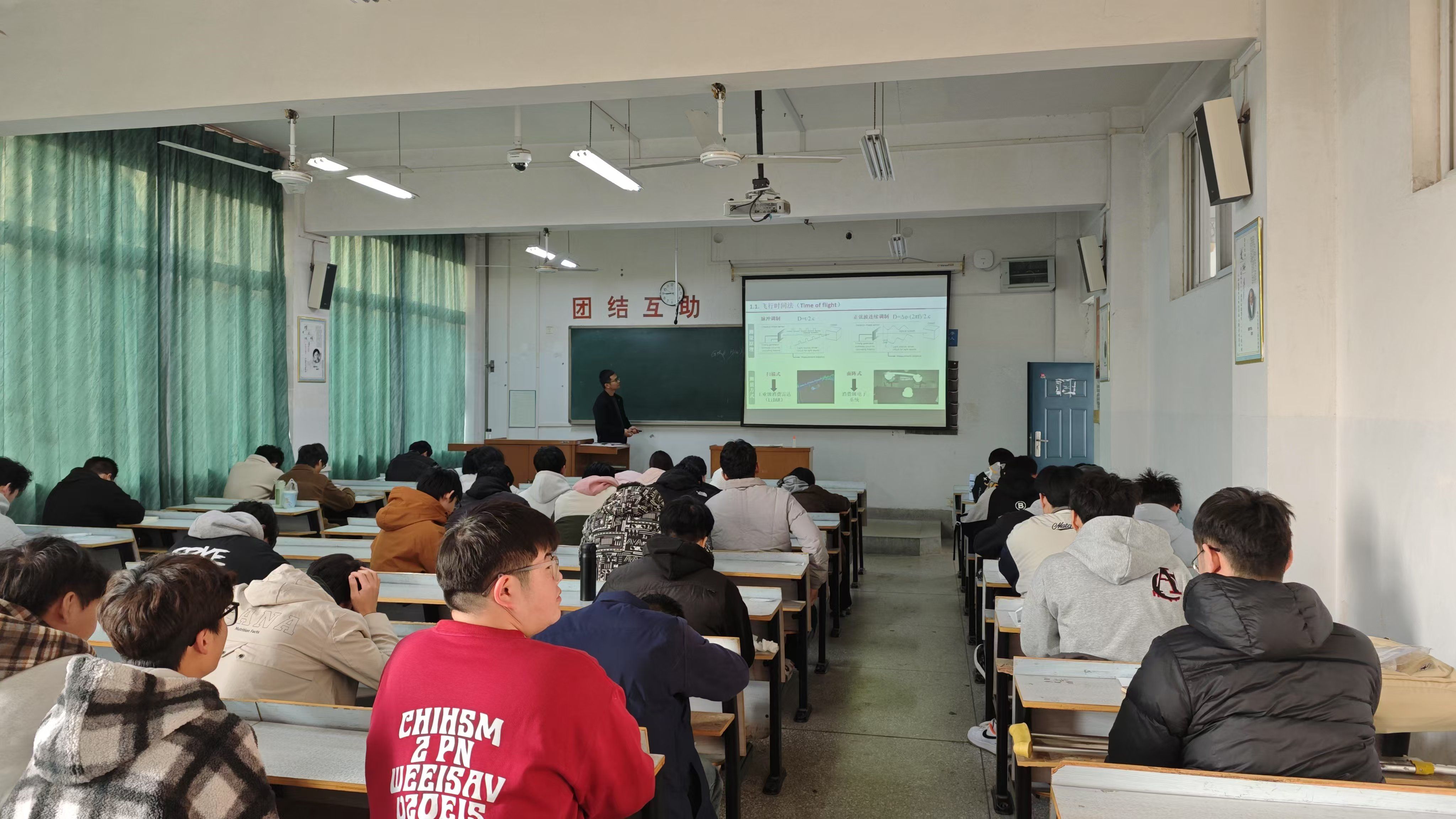 6b73a9d32bc41fda39648e9661d31f1